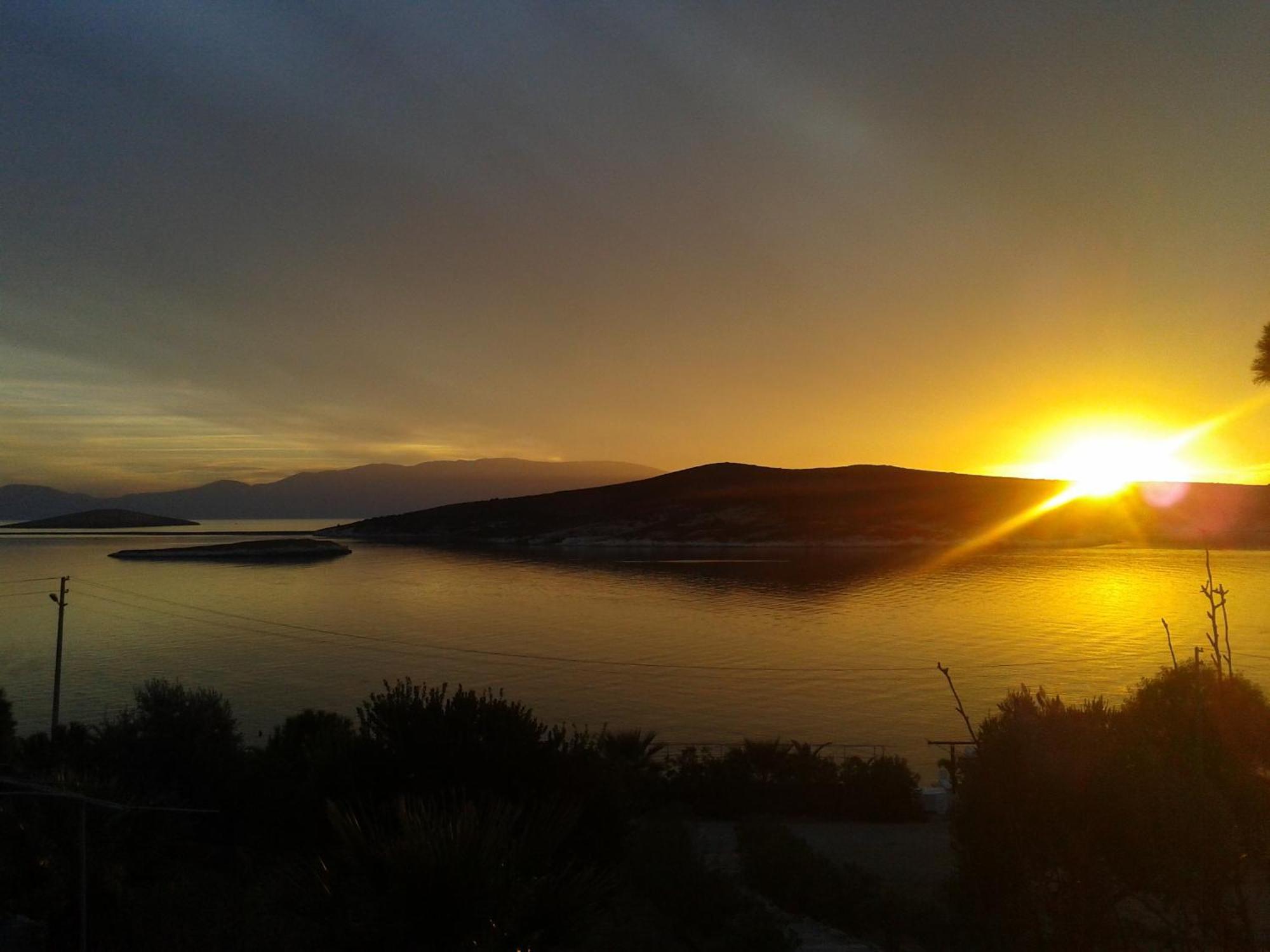 Teras Motel Foca Kültér fotó